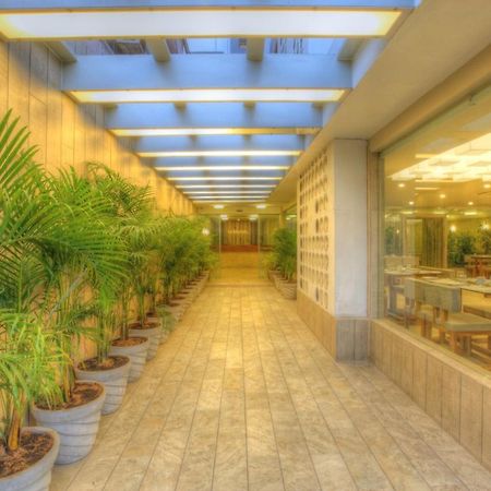 Scenaria Hotel อาเมดาบัด ภายนอก รูปภาพ
