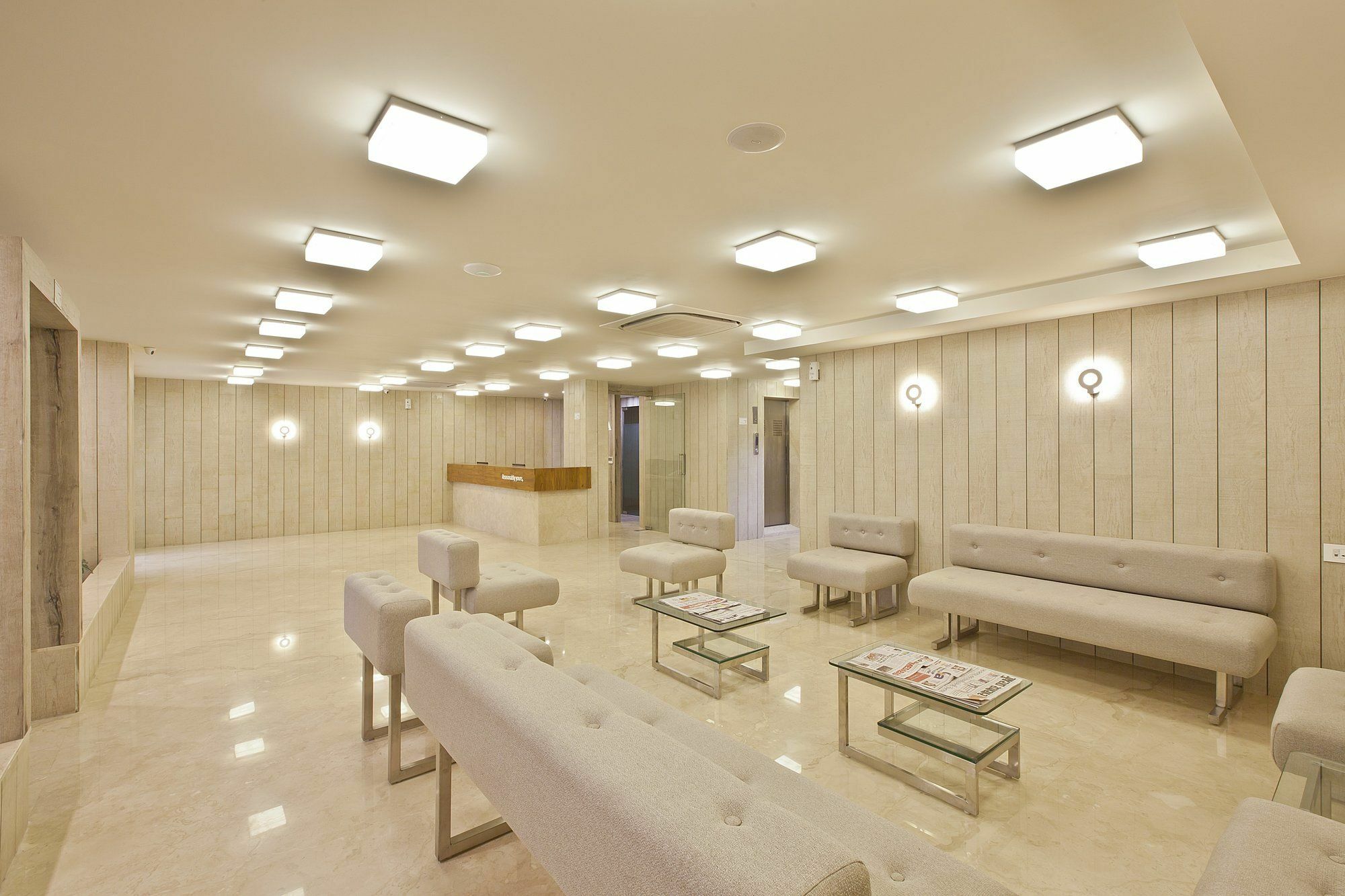 Scenaria Hotel อาเมดาบัด ภายนอก รูปภาพ